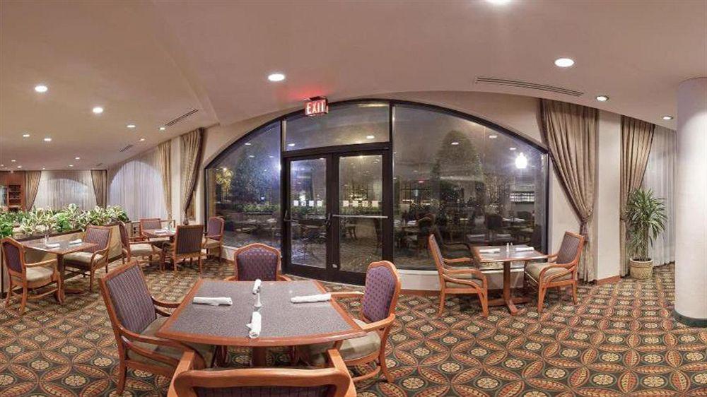 By Ihg