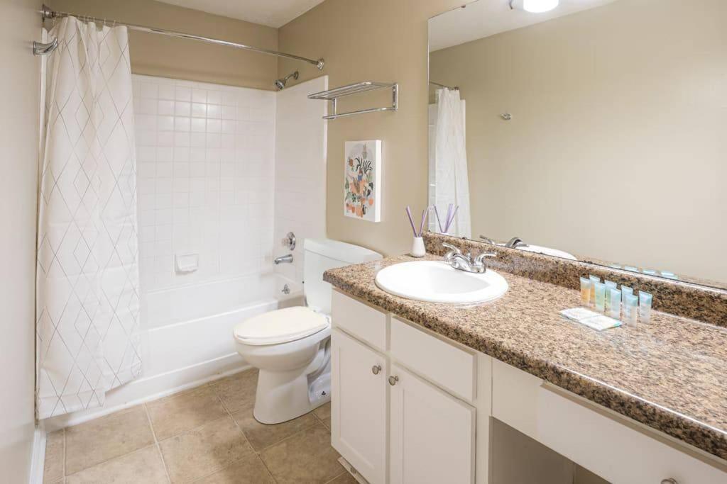 Viagem - - Comfy 2br W/gym+parking *