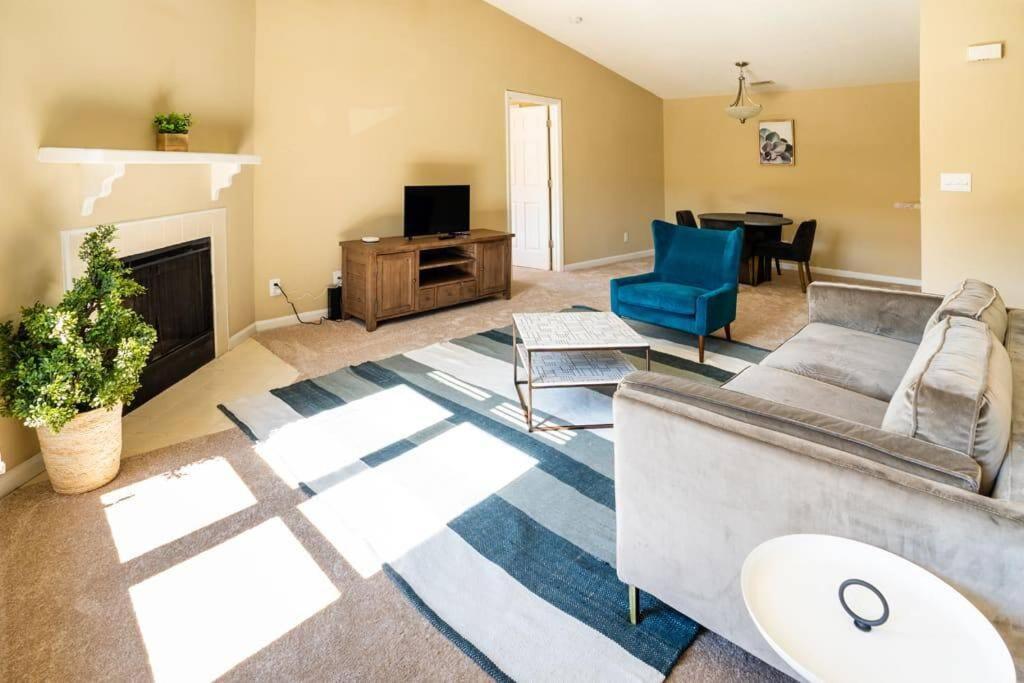 Viagem - - Comfy 2br W/gym+parking