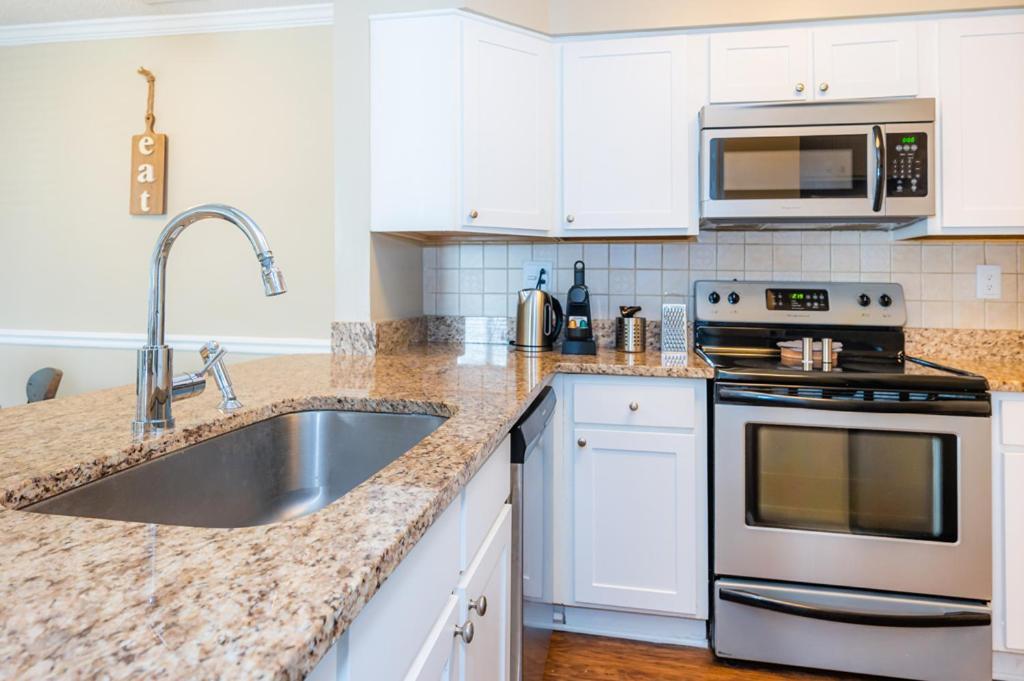 Viagem - - Cozy 1br W/gym+pool+parking Charlotte