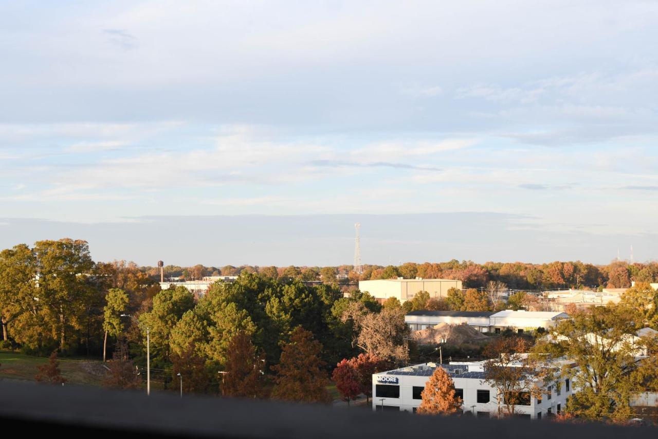 Apartment {cloud 9} Luxury 2 Bedroom In Uptown *