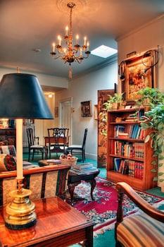 The Morehead Bed & Breakfast 3*