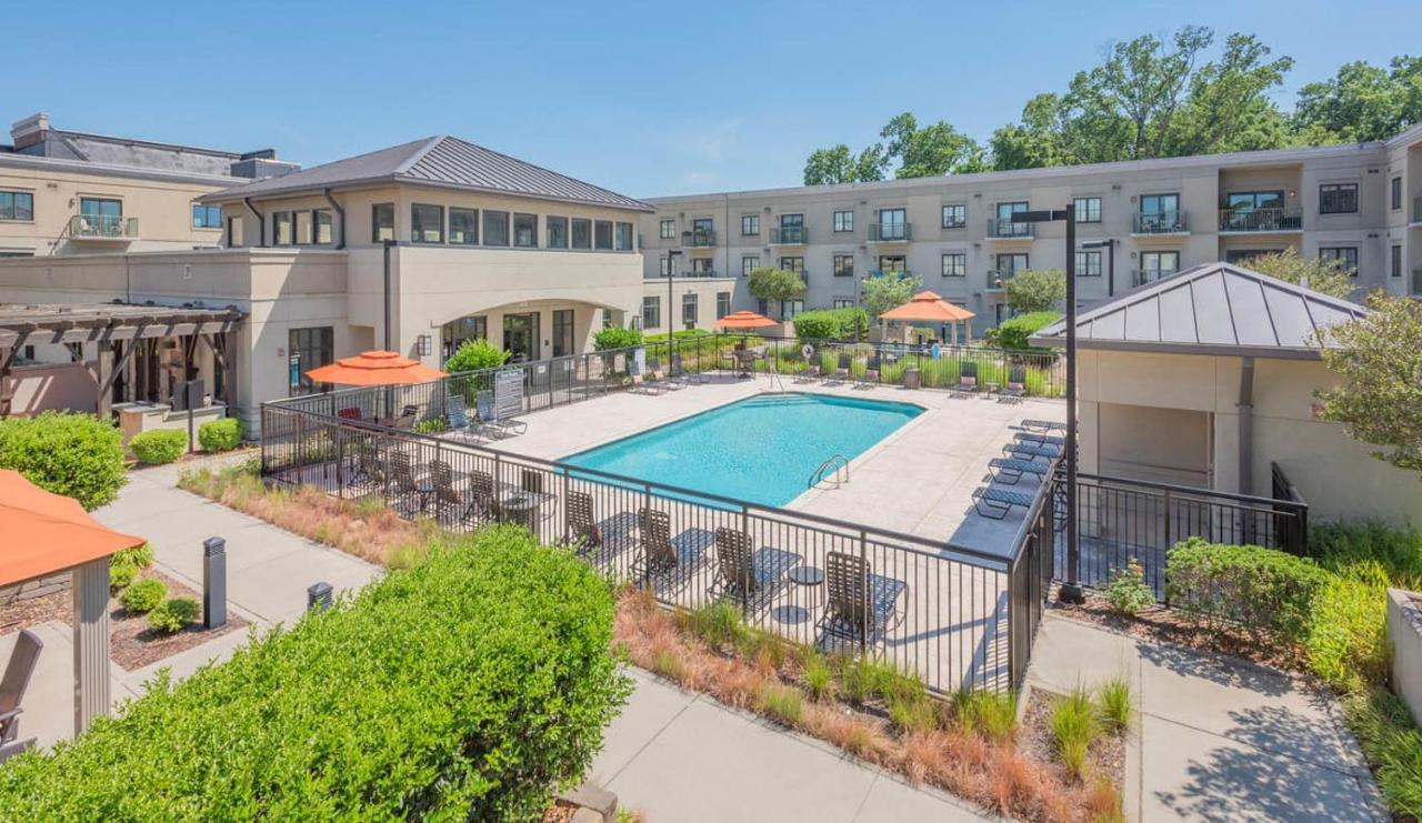 Cozy 1 Bed, Heart Of Southpark With Free Parking Apartment