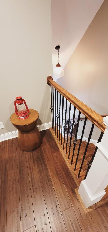 Holiday home Spacious Deluxe House For You, Your Family And Friends Charlotte