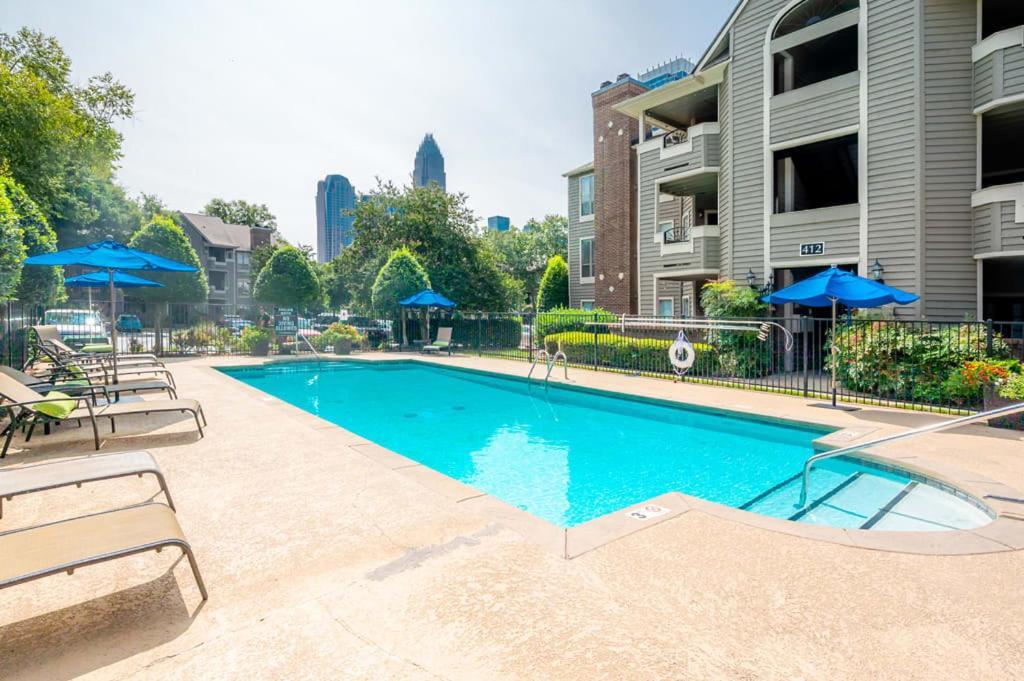 Unique 2br Prime Location With Gym & Parking