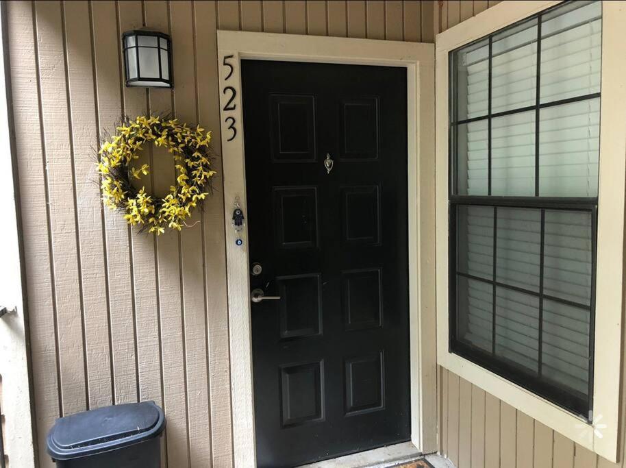 Lovely 1-bedroom Space With Free Parking Charlotte