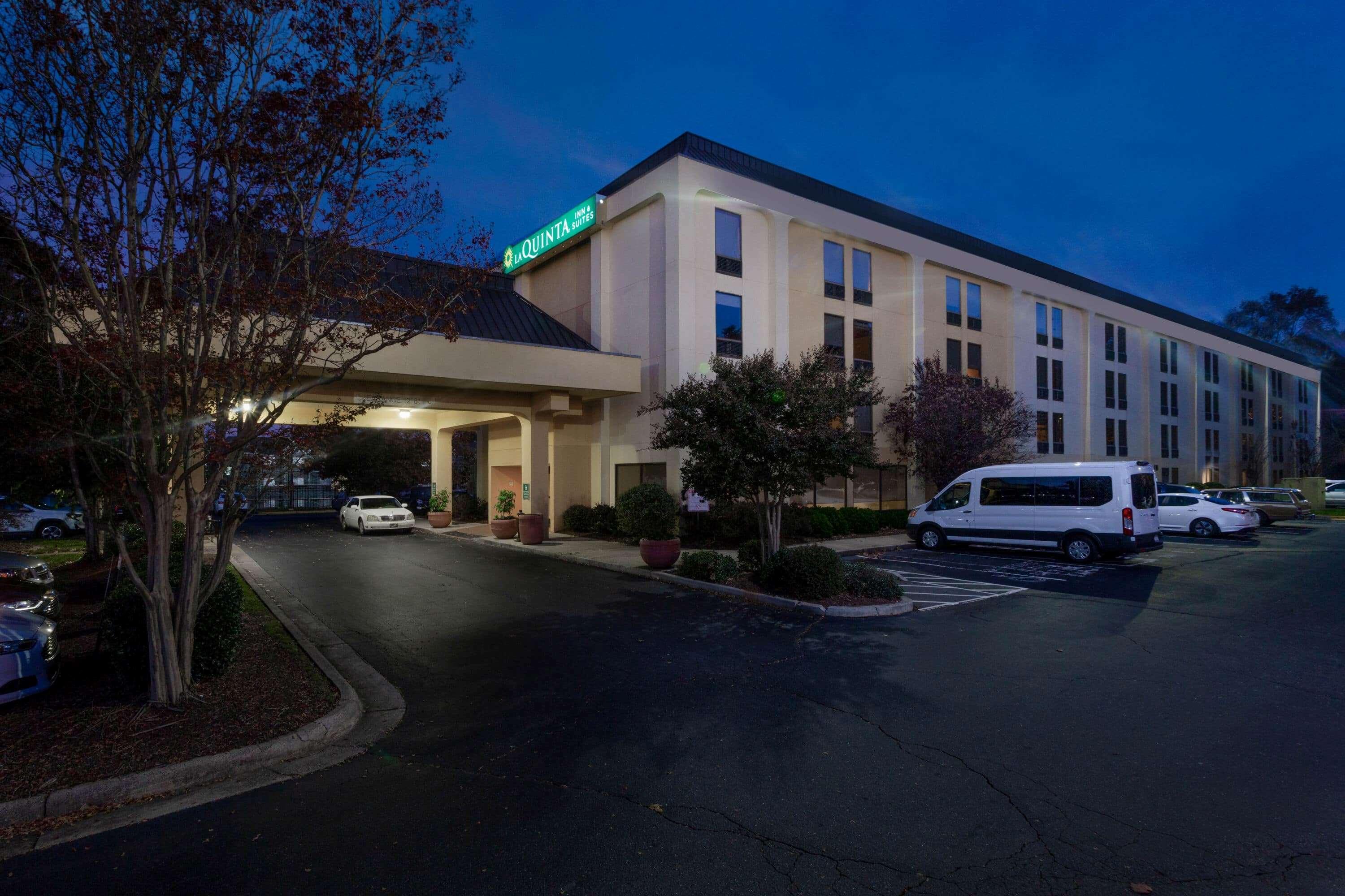 Clt Airport & Hotel Charlotte