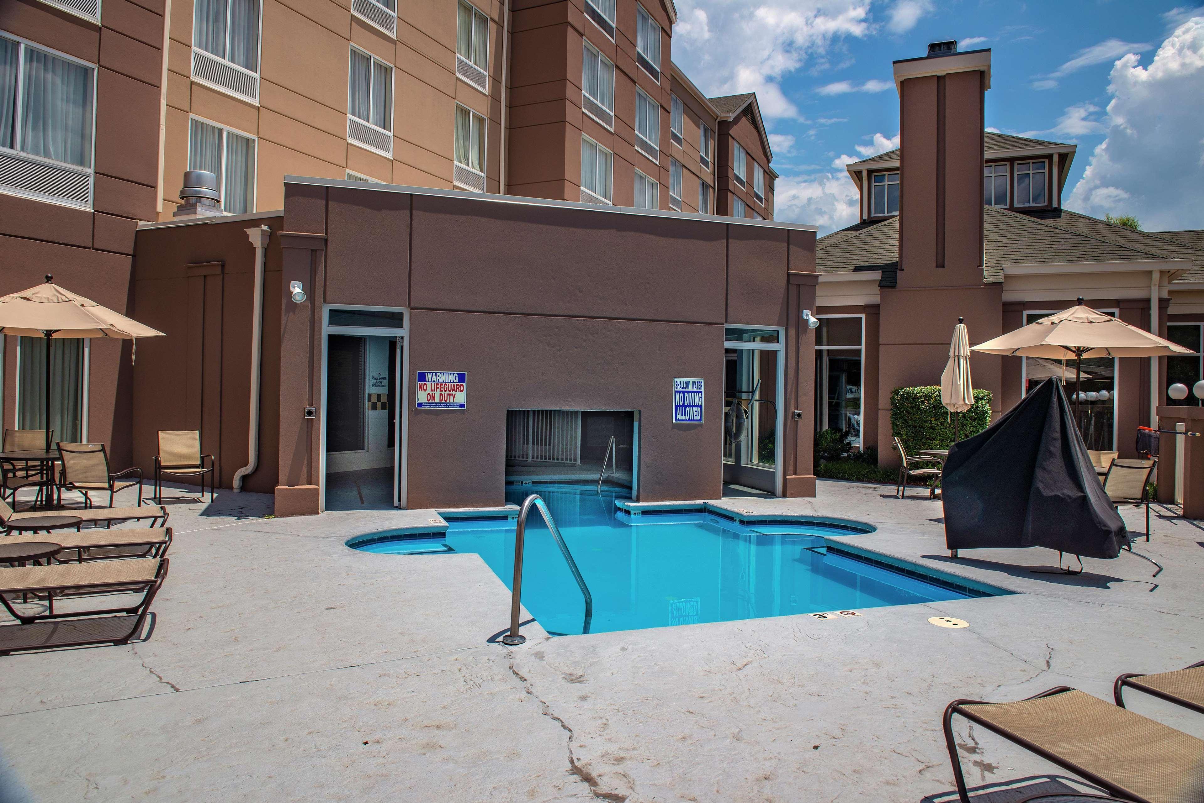 Hilton Garden Pineville Hotel
