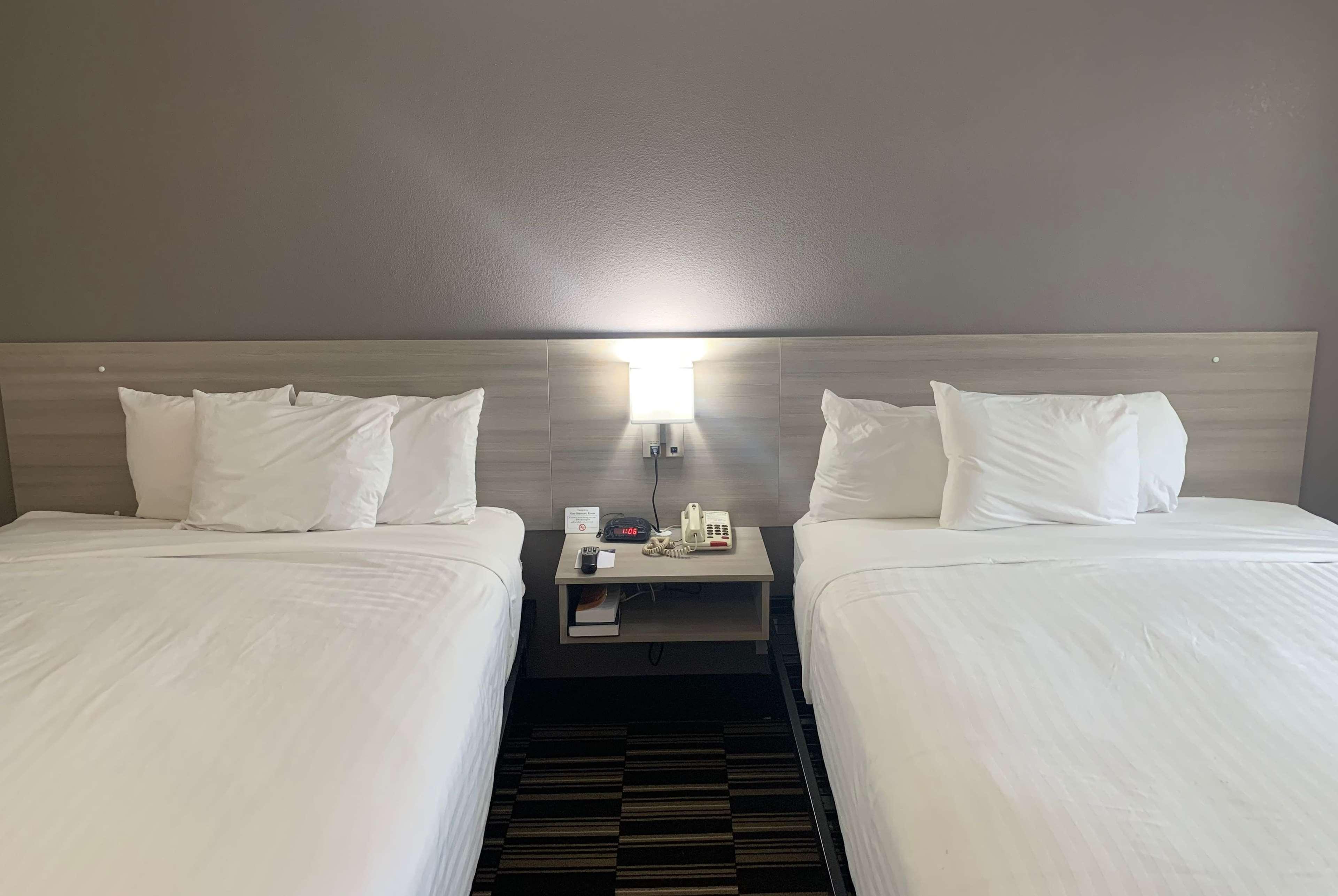 Microtel By Wyndham Airport Hotel 3*