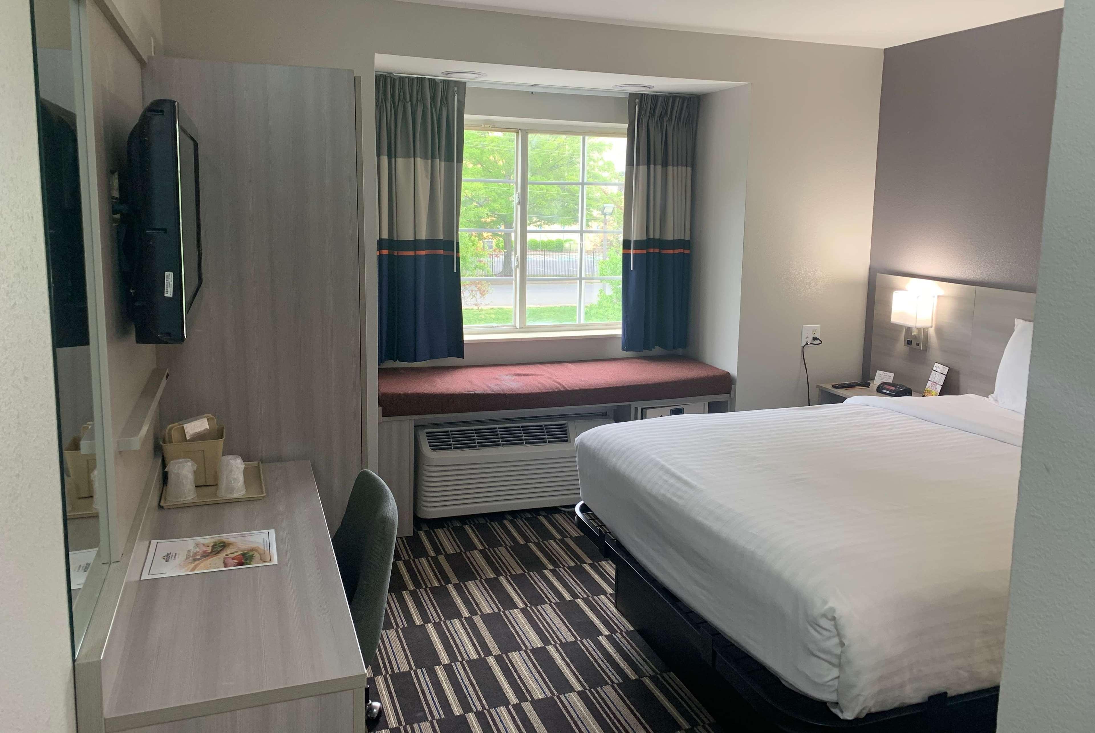 Microtel By Wyndham Airport Charlotte