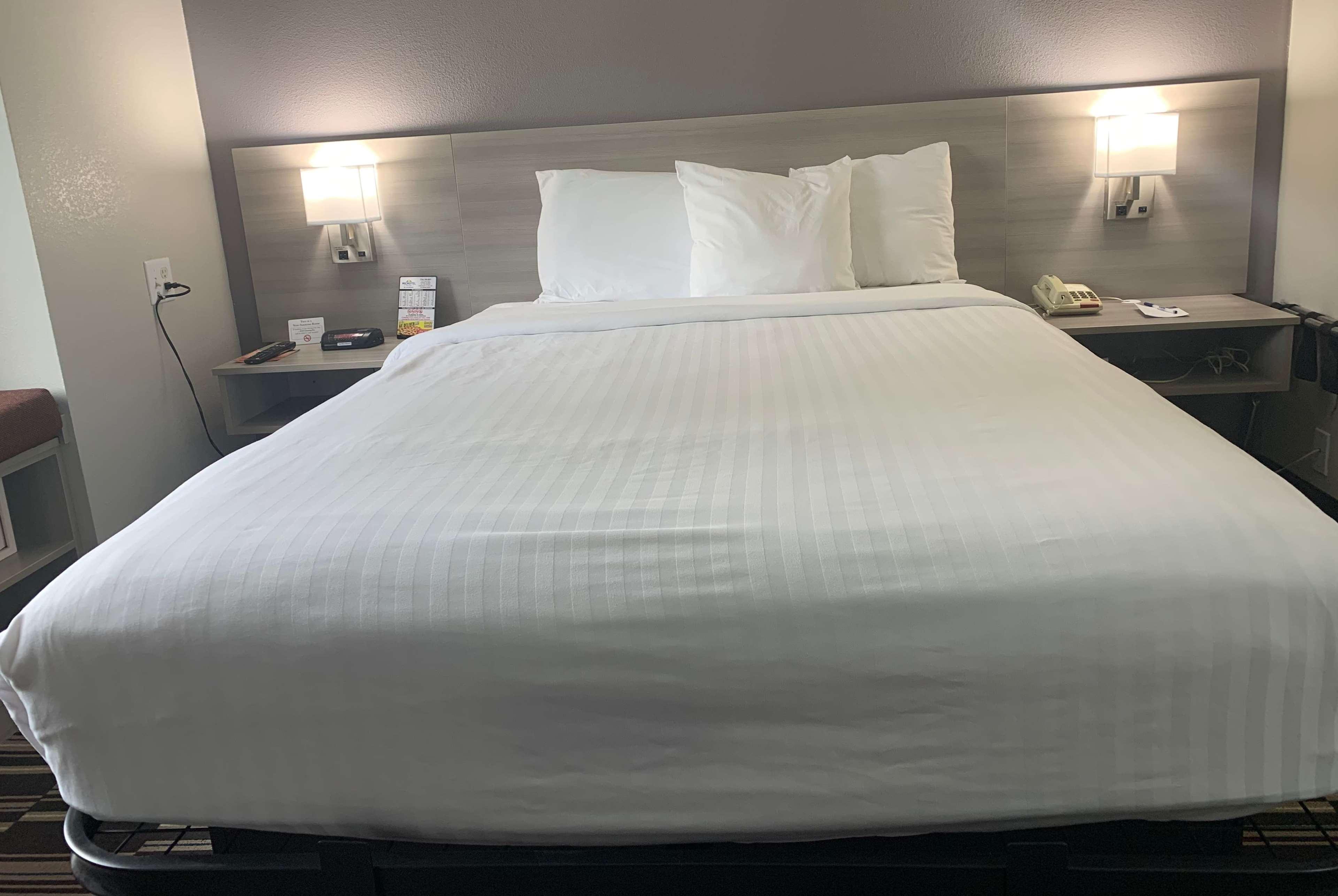 Microtel By Wyndham Airport