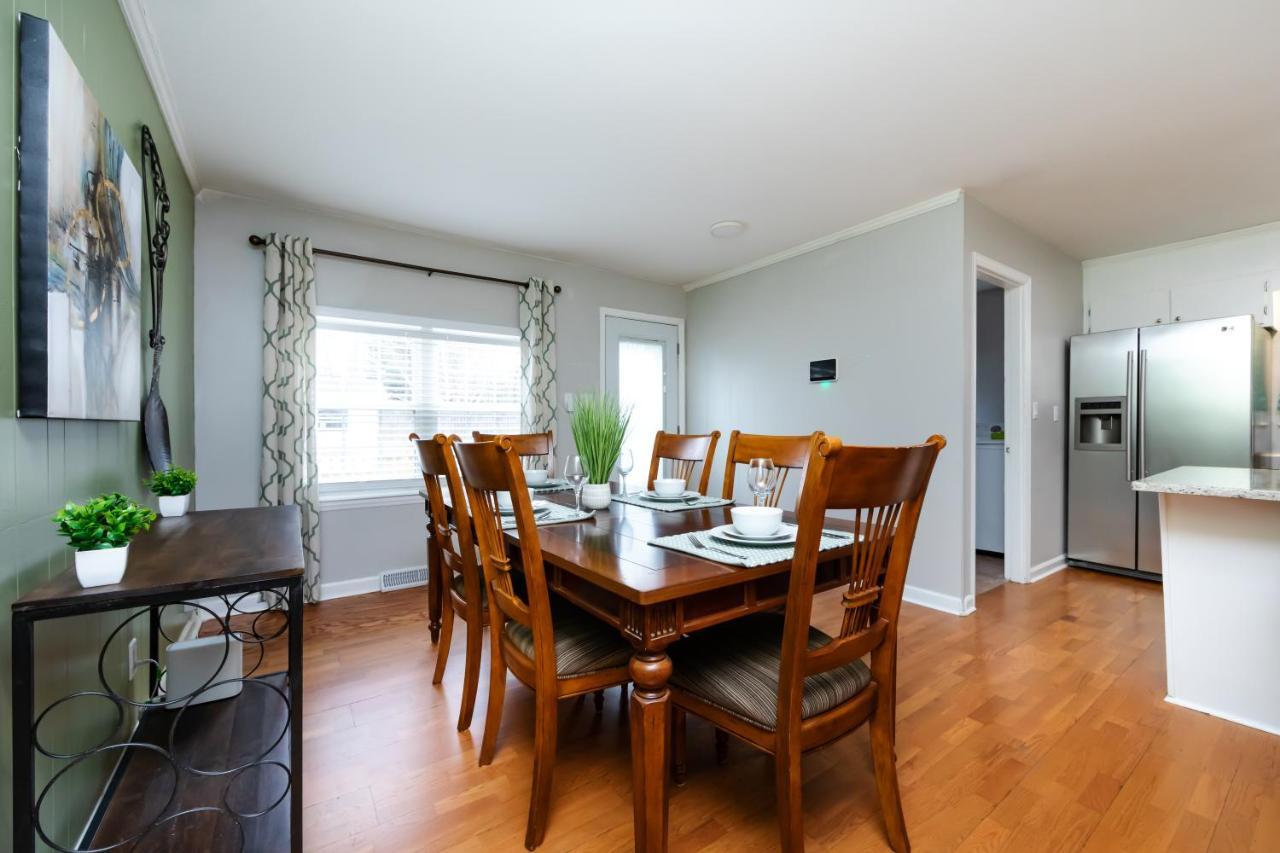 Roomy 3br 2 Bath Minutes To Uptown And Airport Ideal For Small Families Charlotte