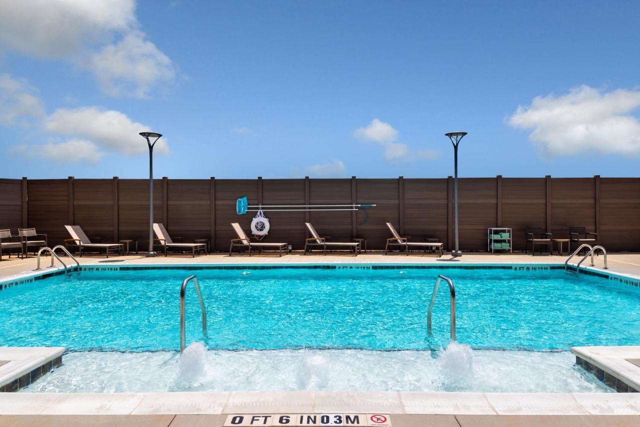 Hotel Courtyard By Marriott Northlake 2*