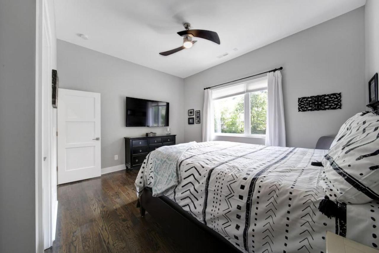 Views - Walking Distance To Panthers Stadium * Charlotte