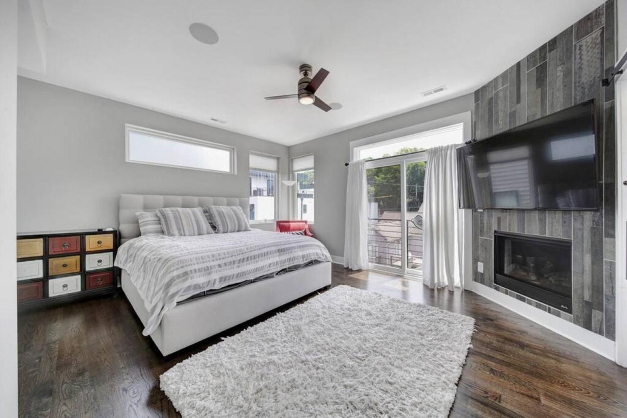 Views - Walking Distance To Panthers Stadium Holiday home
