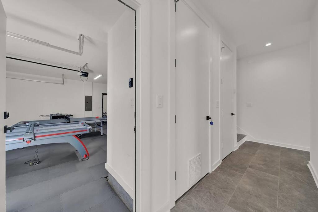 Amazing Location! Rooftop Patio, Pool & Game Room!