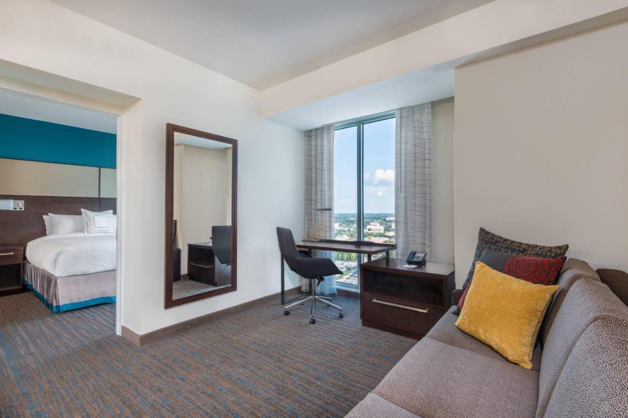 Hotel By Marriott Center Charlotte