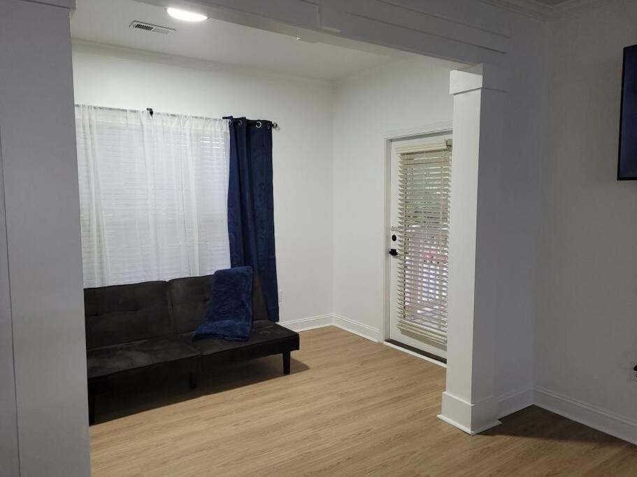 South Charlotte's Cozy & Modern Charlotte