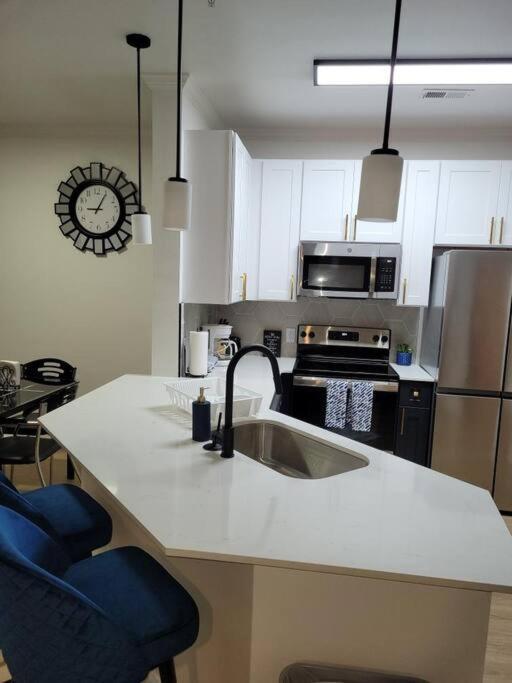 South Charlotte's Cozy & Modern * Charlotte