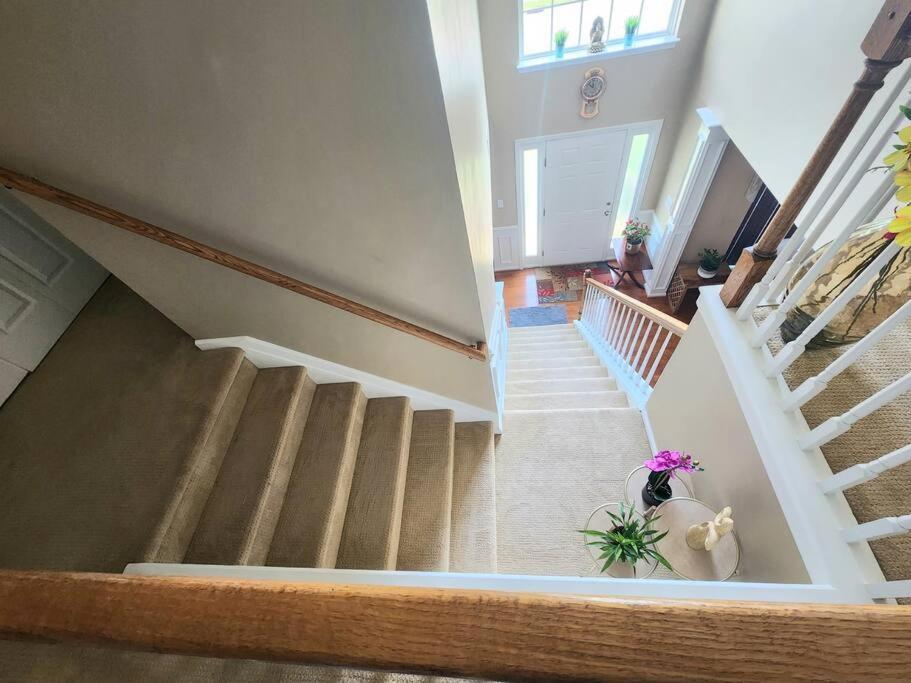 Family Friendly 3 Bed/r Home, Free Parking / Wi-fi