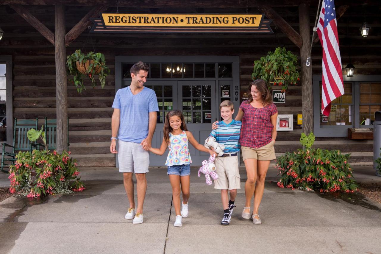 Carowinds Camp Wilderness Hotel