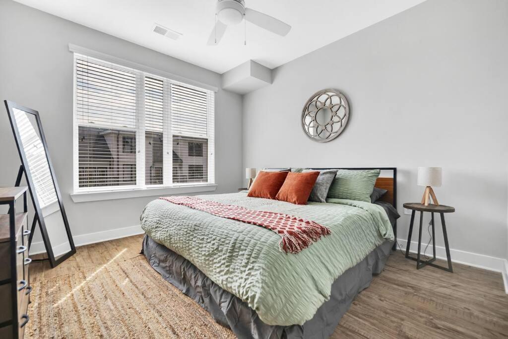 Organic Modern ~ King Bed ~ In Plaza Midwood