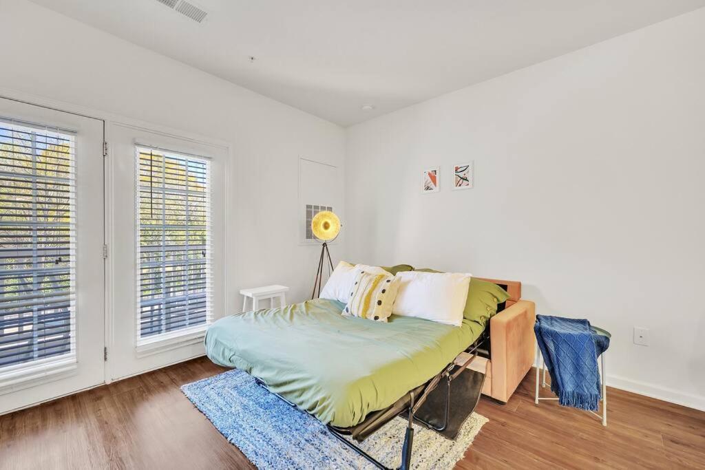 Apartment 1br King Bed Near Shopping, Dining & Entertainment Charlotte