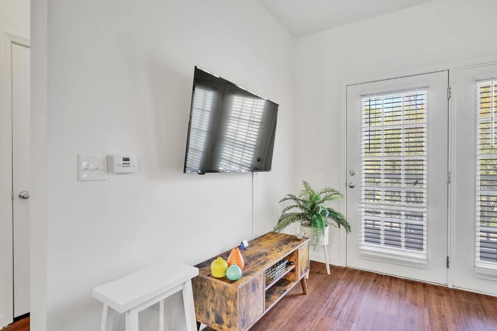 1br King Bed Near Shopping, Dining & Entertainment Charlotte