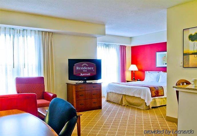By Marriott Piper Glen Hotel 3*