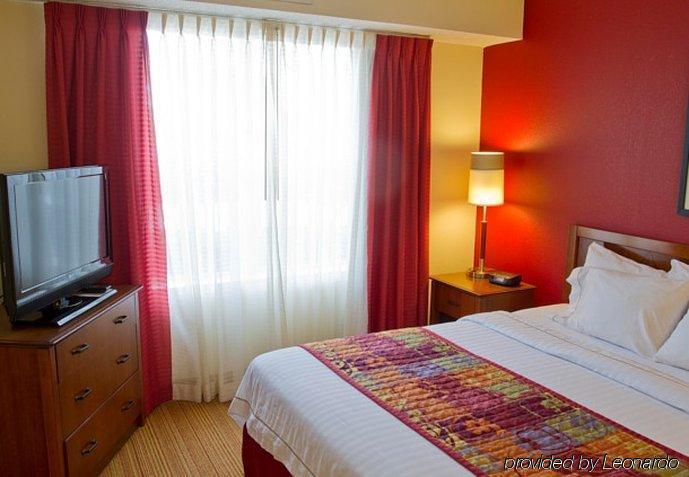 Hotel By Marriott Piper Glen Charlotte