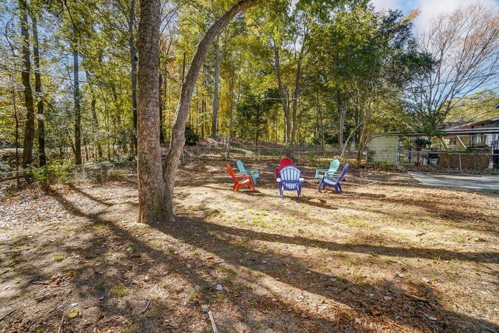 Holiday home Charm Haven With Outdoor Tv Charlotte