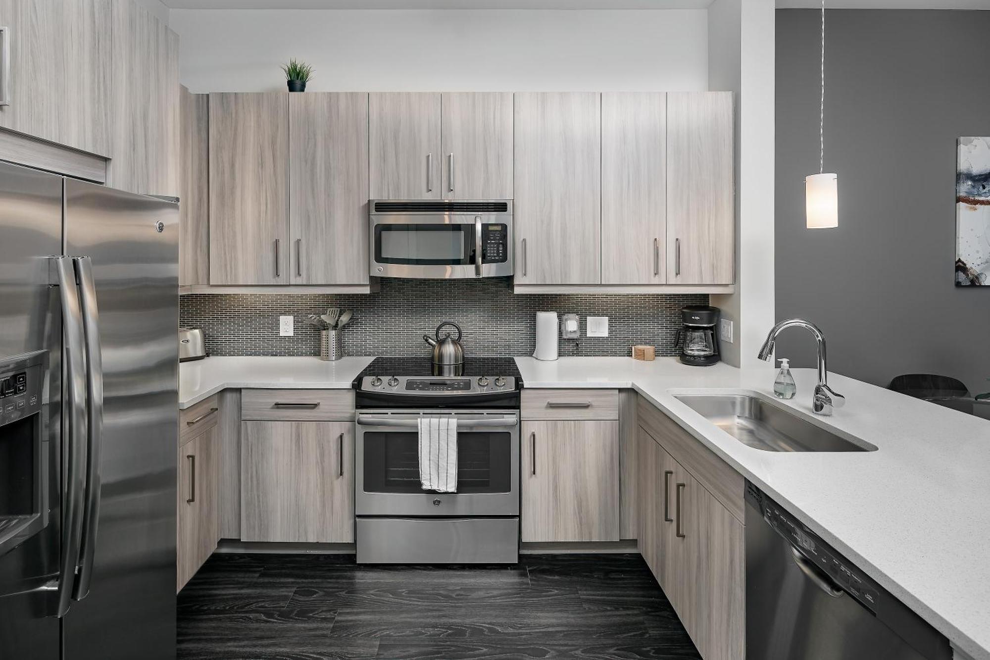 Trifecta Luxury Serviced In Uptown Clt Apartment