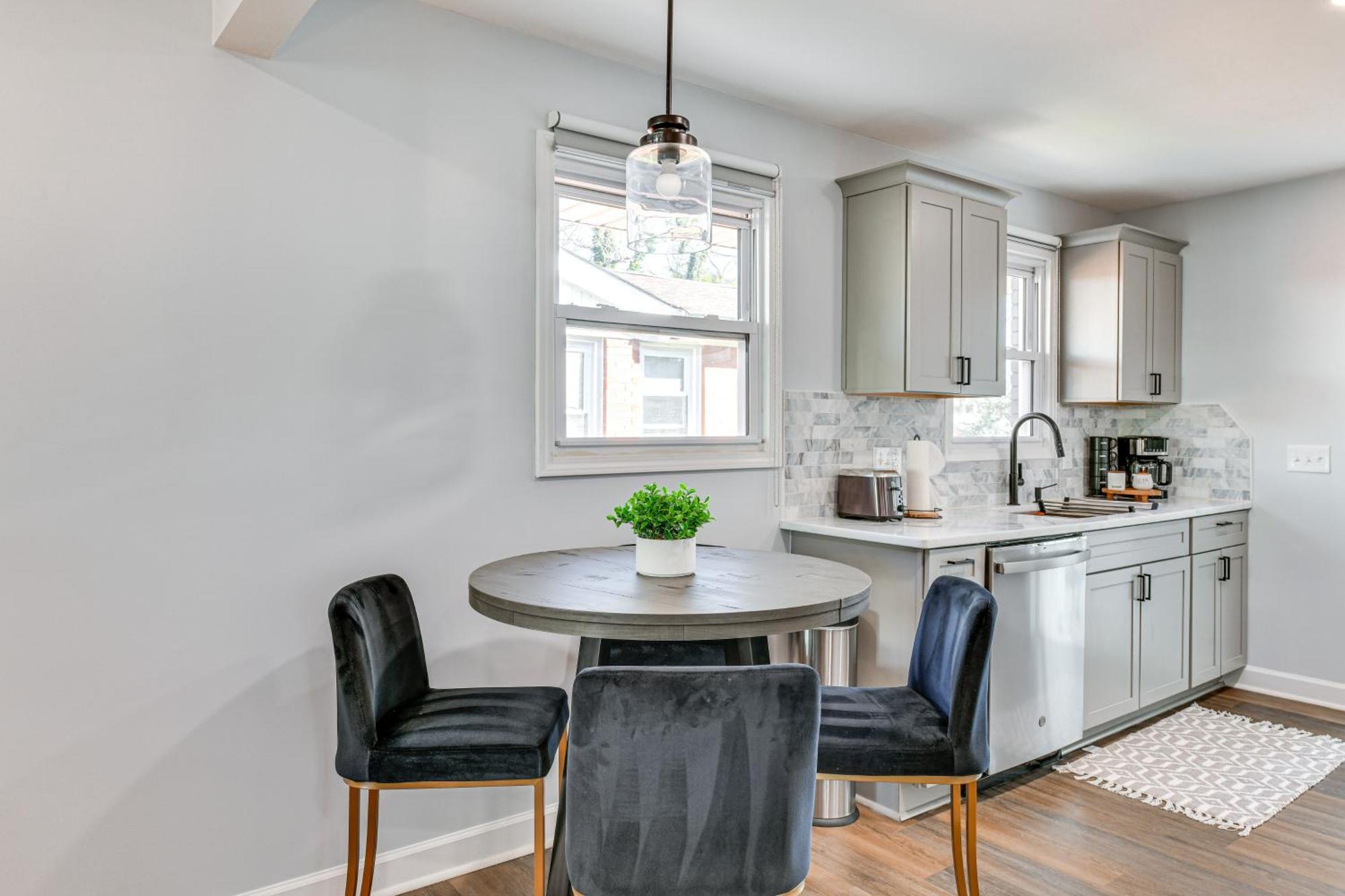 Holiday home Newly Updated About 3 Mi To Downtown Charlotte! Charlotte