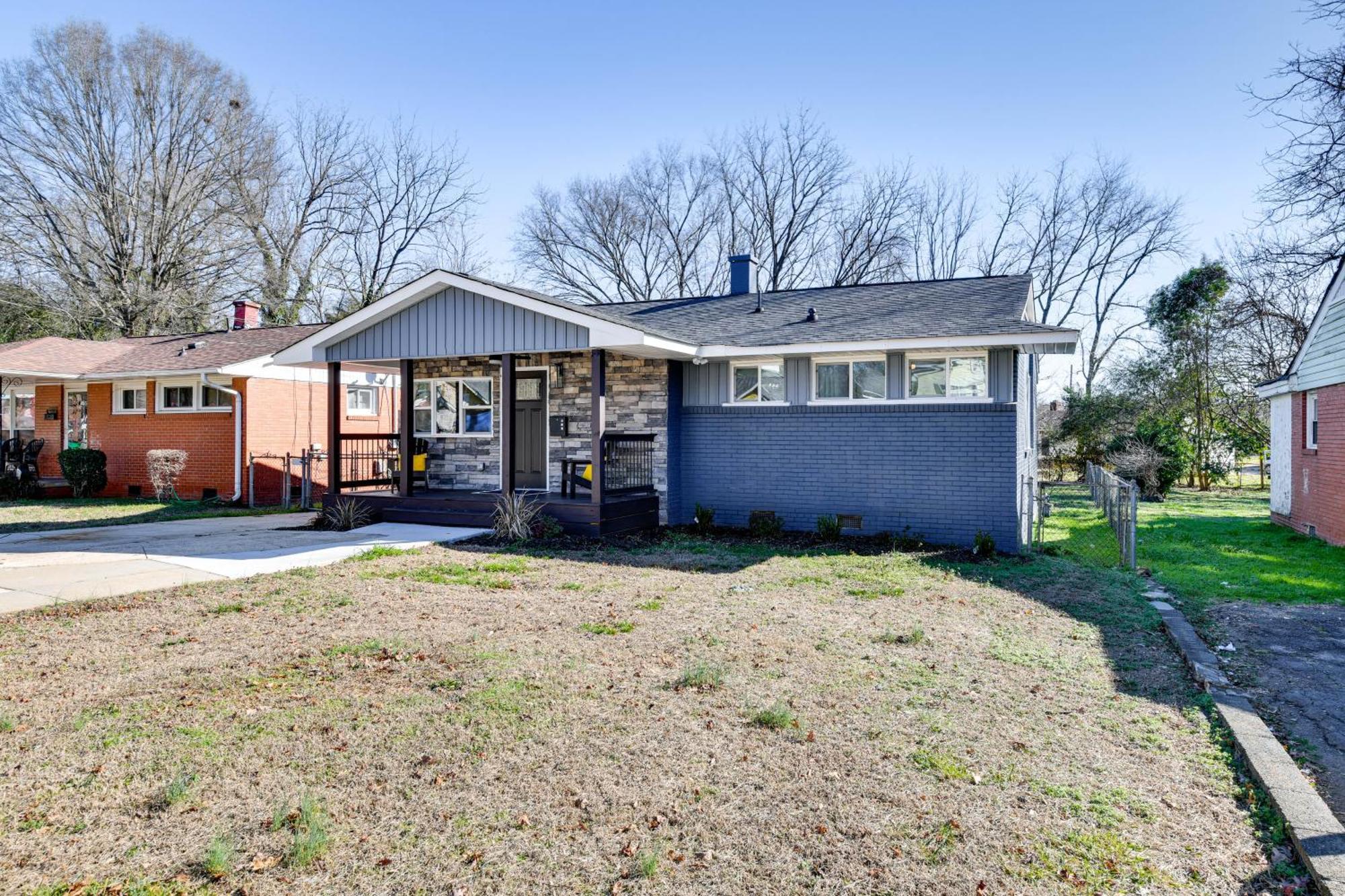 Holiday home Newly Updated About 3 Mi To Downtown Charlotte! Charlotte