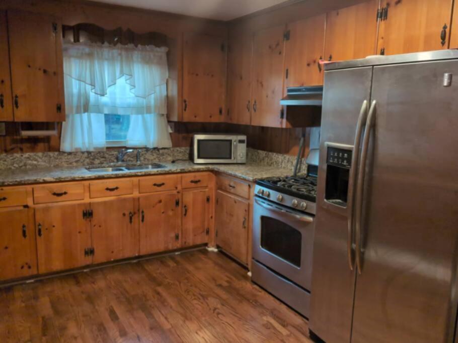 Holiday home West-end Downtown - Easy Access To Airport & Jcsu