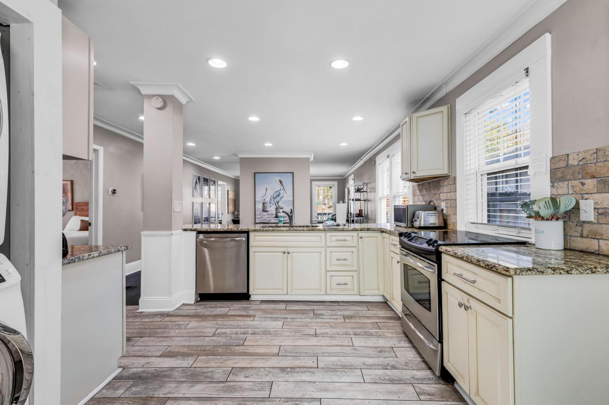Bright And Modern Close To Everything *