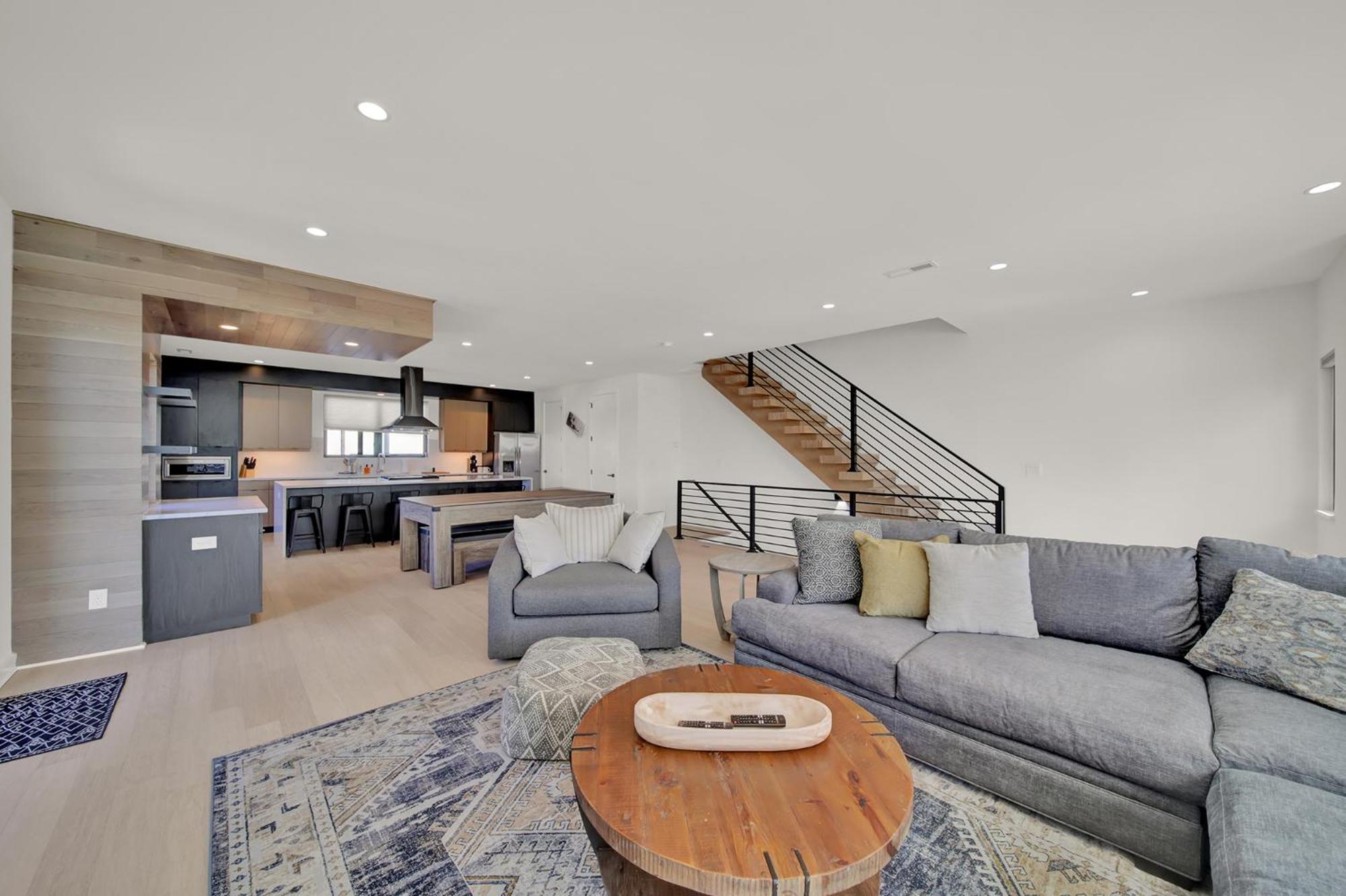 406 Katonah Amazing Location Rooftop Patio Views And A Gym Charlotte