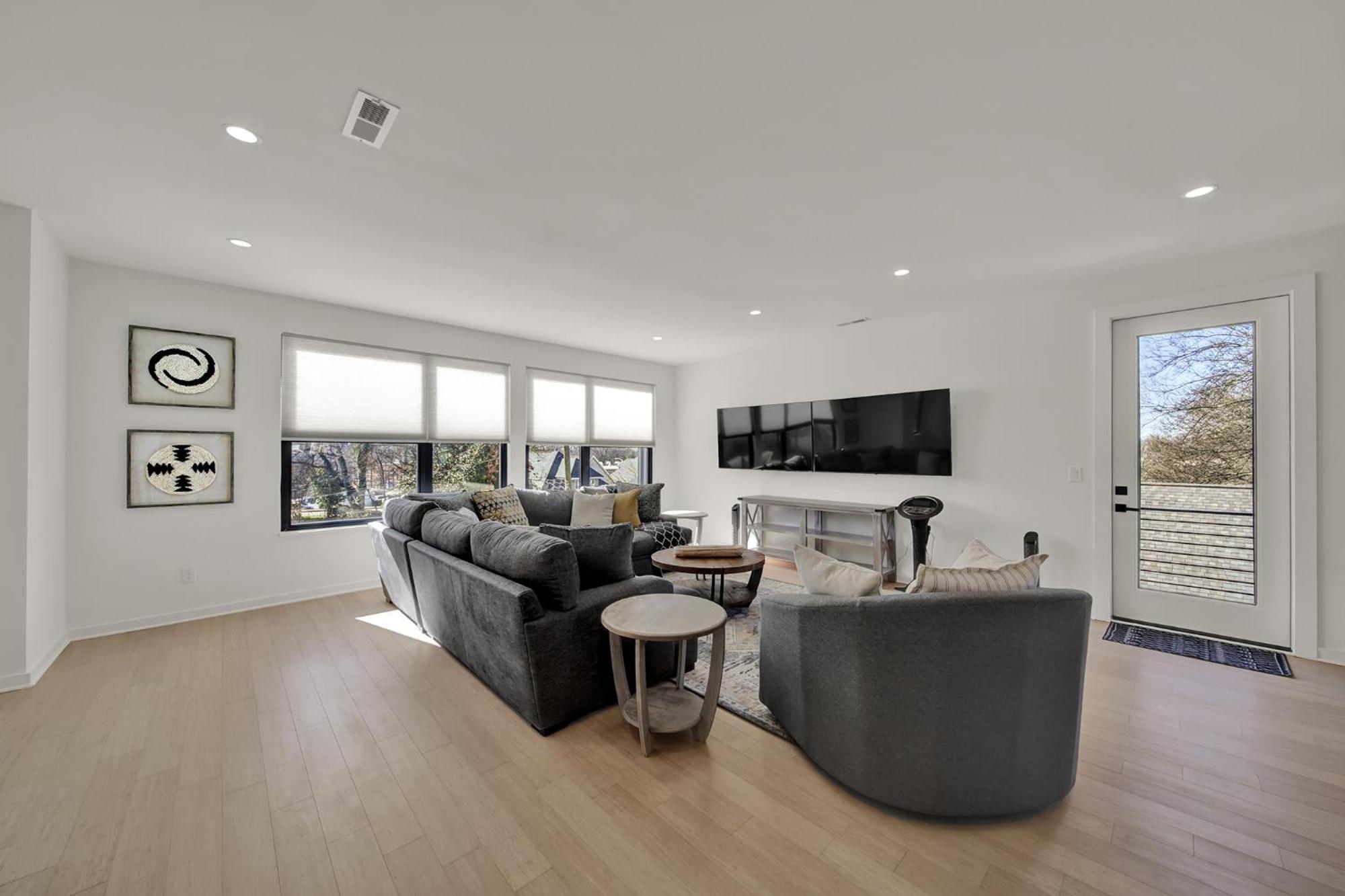 406 Katonah Amazing Location Rooftop Patio Views And A Gym * Charlotte