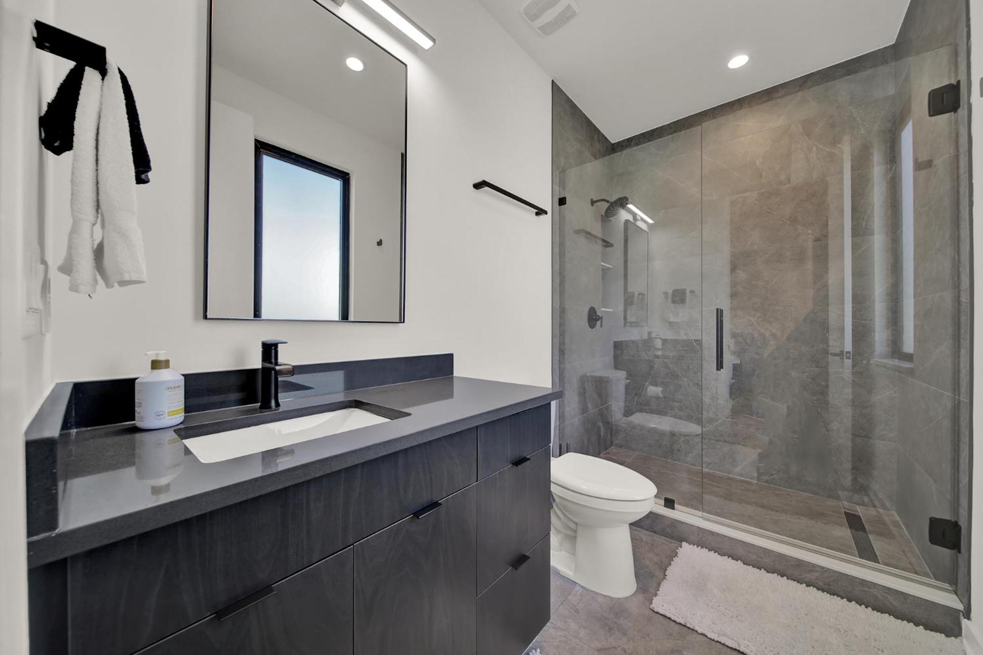 406 Katonah Amazing Location Rooftop Patio Views And A Gym Holiday home *