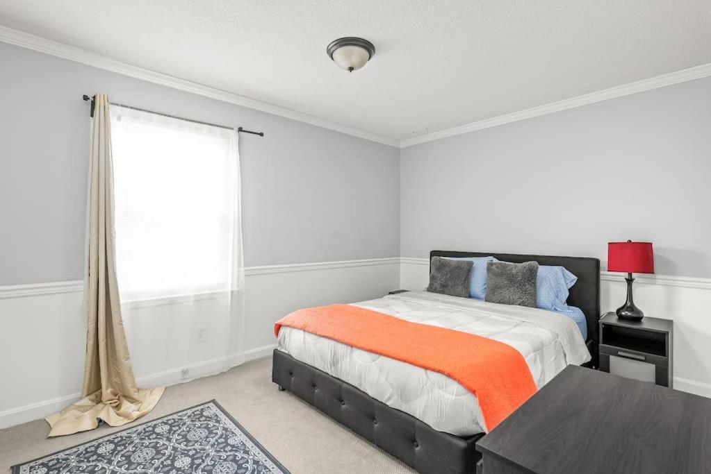 Charming, Cozy Close To Uptown, Airport & Whitewater Center Holiday home Charlotte