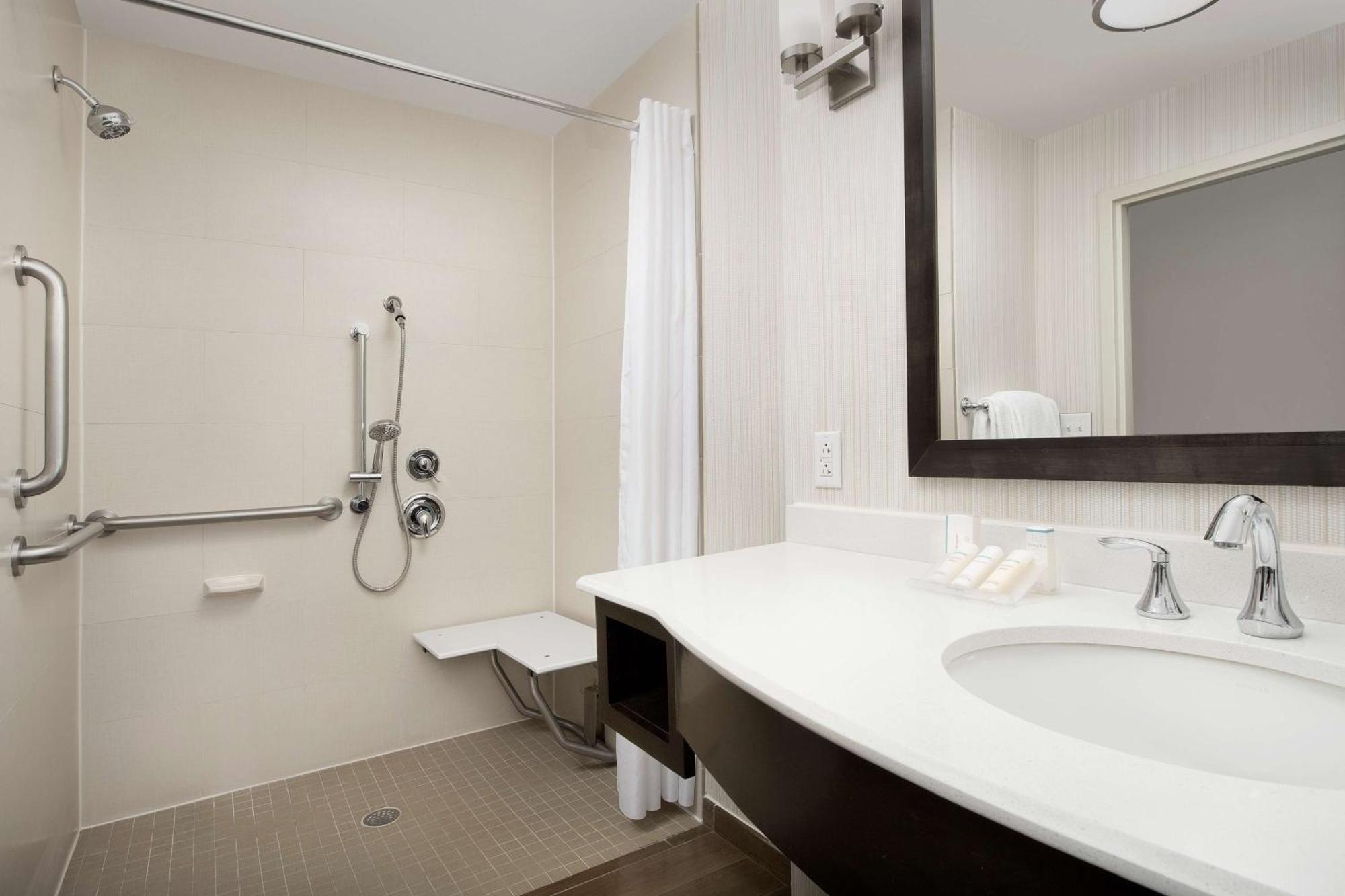 Hilton Garden Airport Charlotte