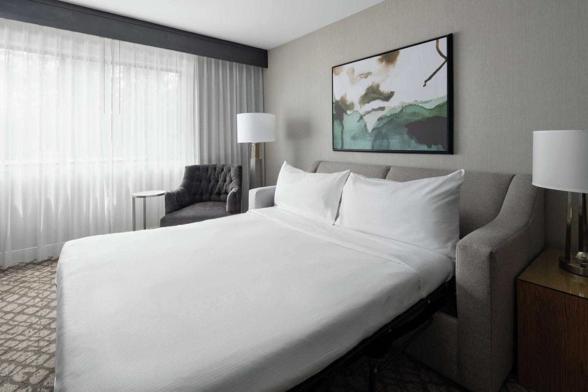 Doubletree By Hilton Charlotte/southpark 3*