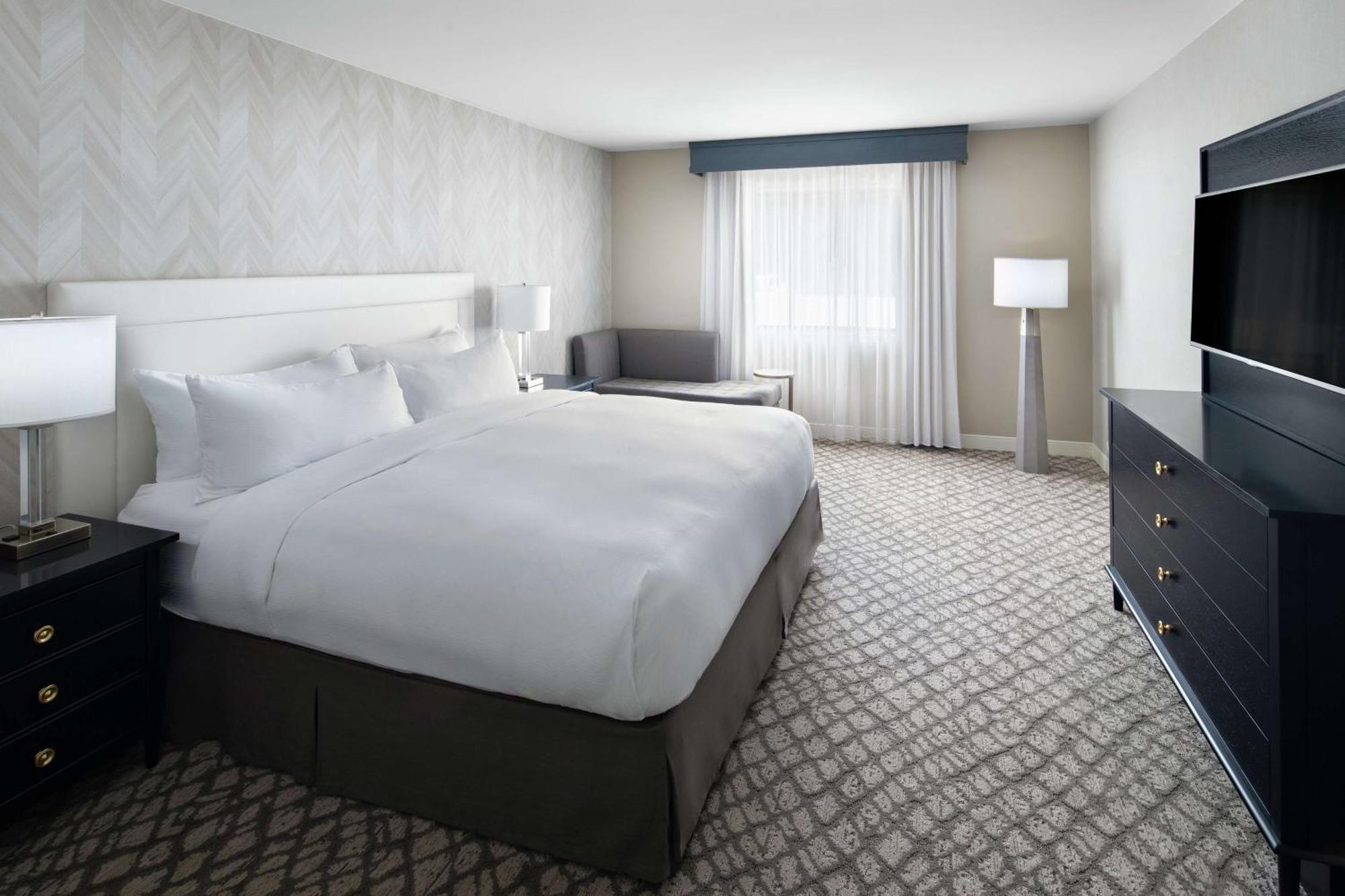 Doubletree By Hilton Charlotte/southpark