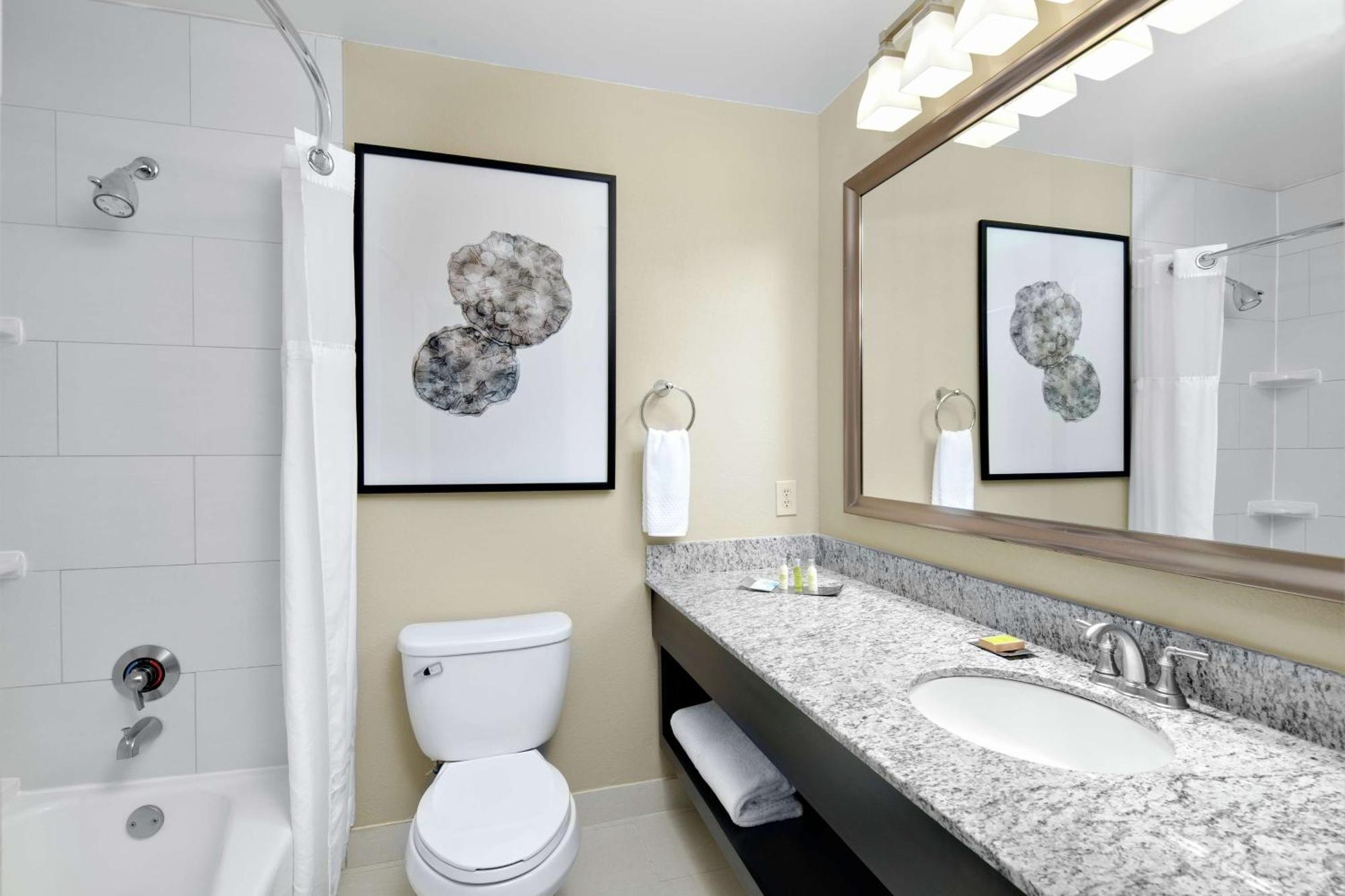 Doubletree By Hilton Charlotte/southpark Hotel Charlotte