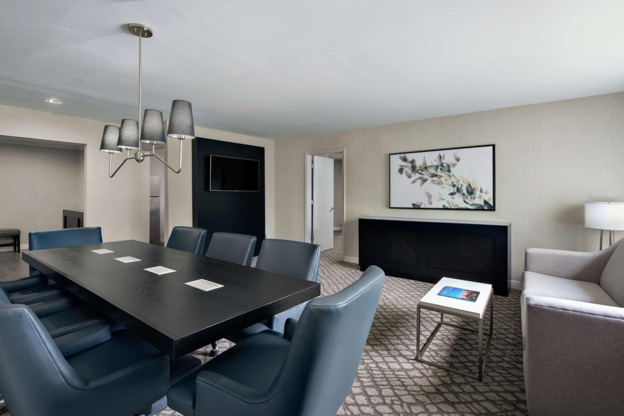 Doubletree By Hilton Charlotte/southpark Hotel Charlotte