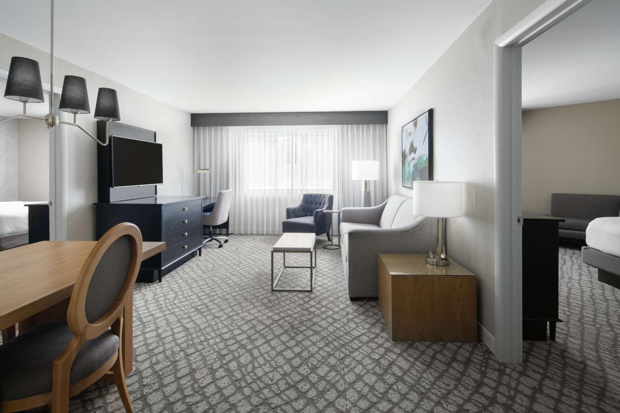 Doubletree By Hilton Charlotte/southpark