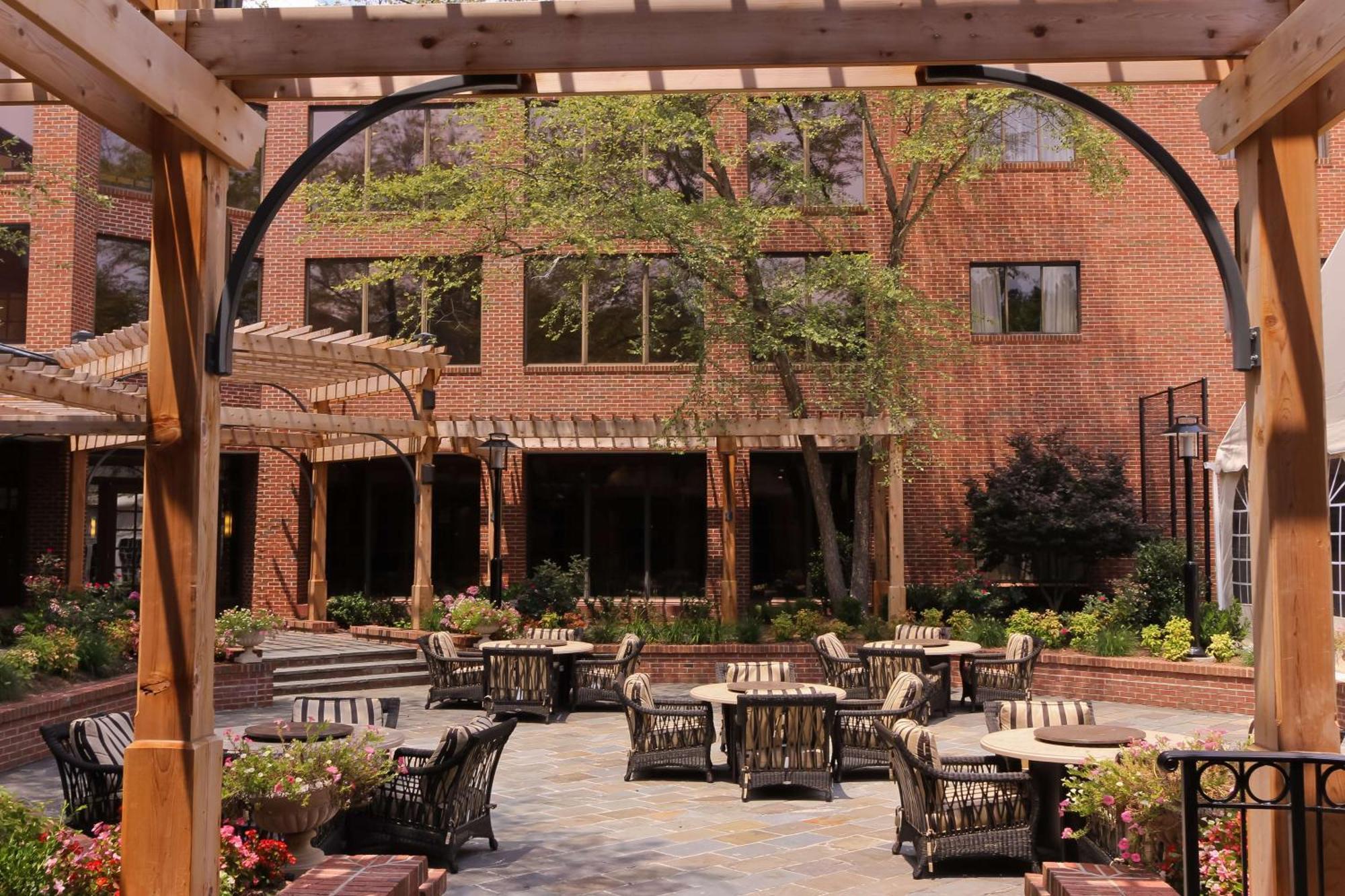 Doubletree By Hilton Charlotte/southpark Hotel 3*