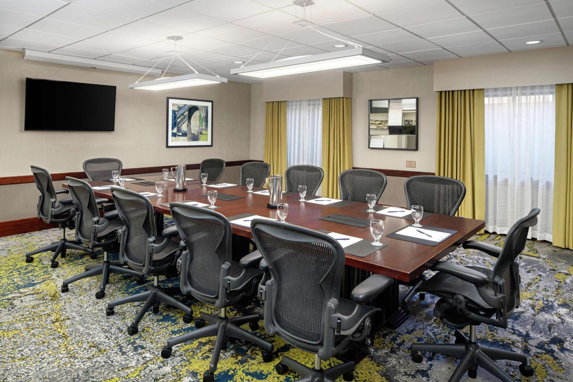 Doubletree By Hilton Charlotte/southpark Charlotte