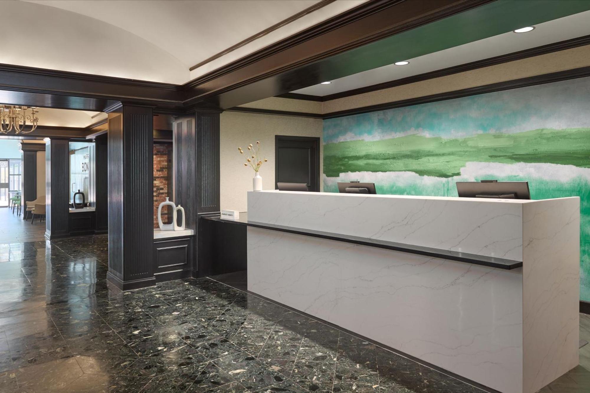 Hotel Marriott Southpark 4*