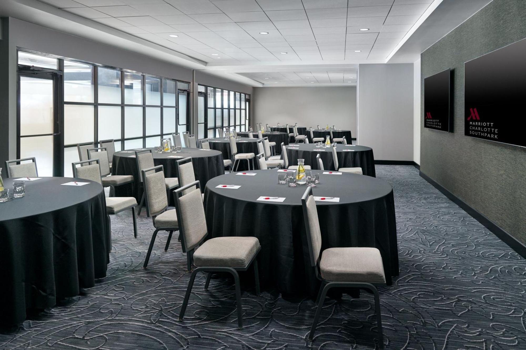Marriott Southpark Hotel 4*